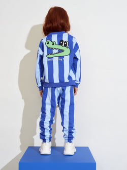 Ripple bomber jacket with applique