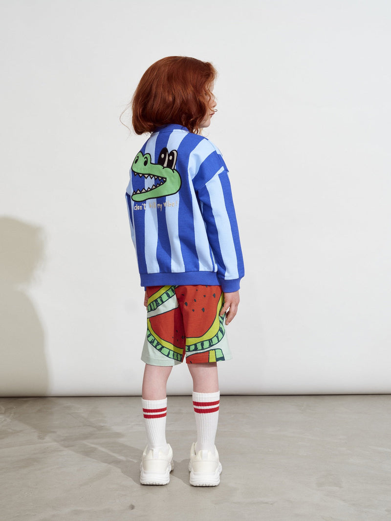 Ripple bomber jacket with applique
