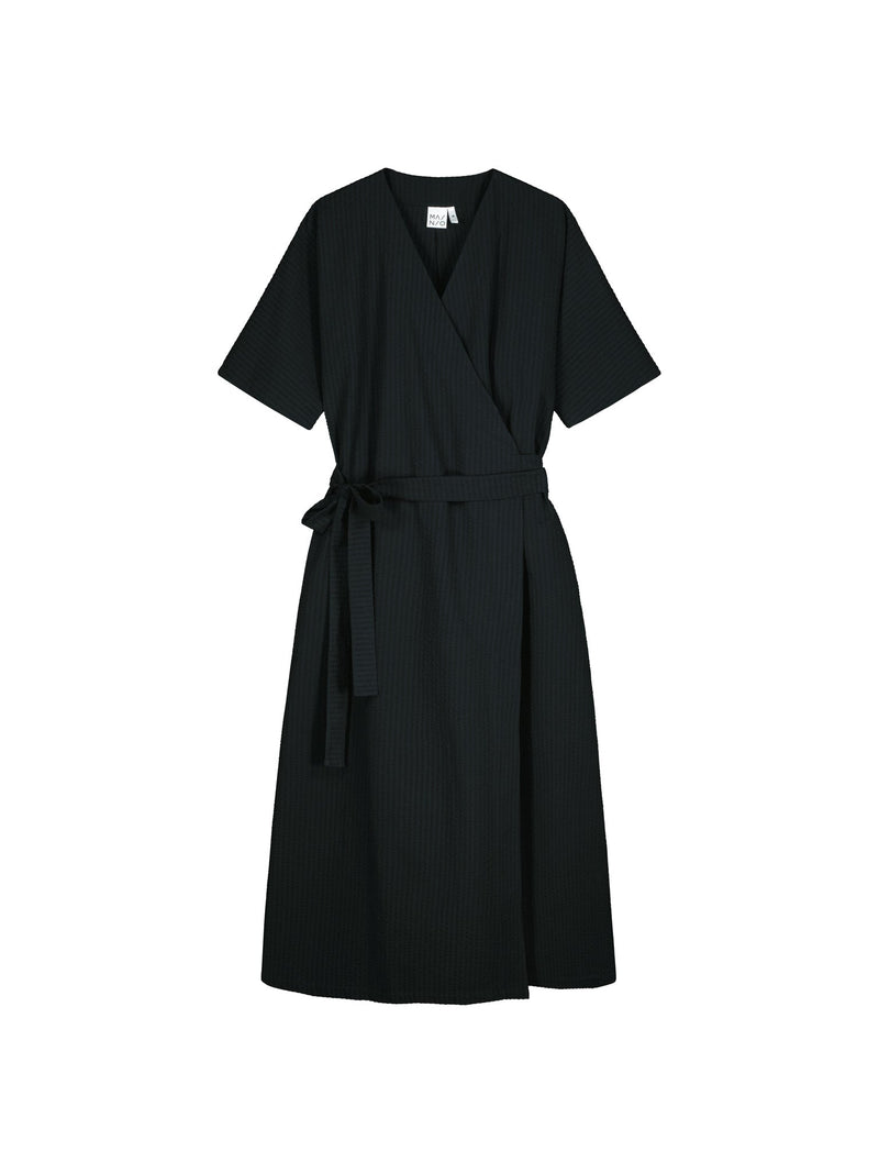 Ava Wrap Dress in Textured Seersucker, Black