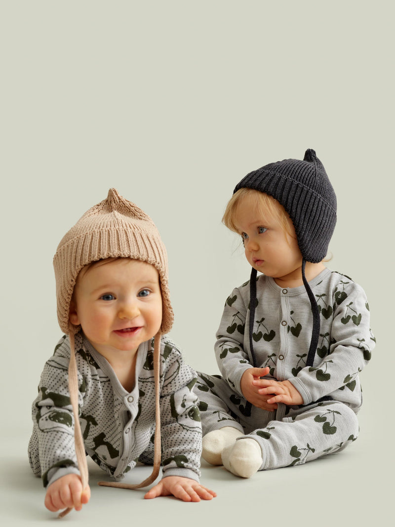 Pointy Beanie with Straps, dark grey