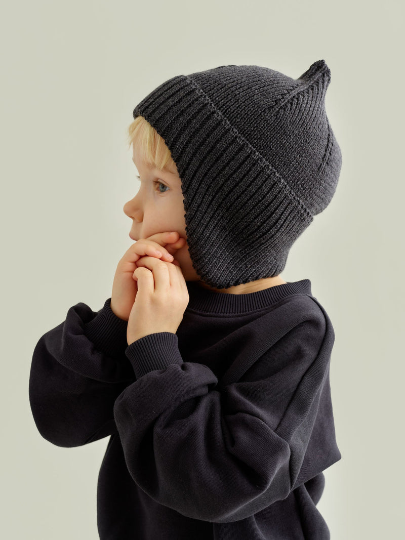 Pointy Beanie, dark grey