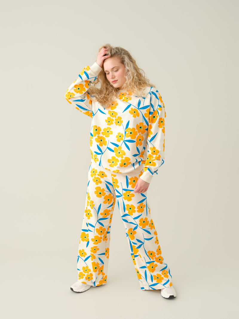 Happy Blooms Sweatshirt, adults
